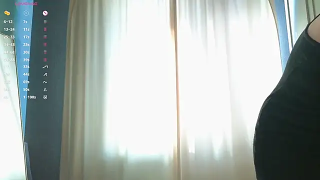 Snapshot of kitsun_ne chatting on 05.13.26 kitsun ne online show from 05.13.26