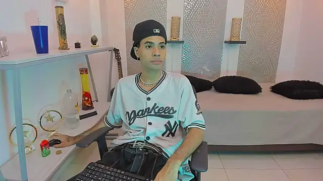 JacobBlackwell  online show from 11.14.25