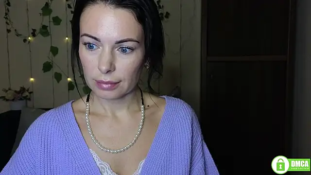 Rita lovvylyou online show from 10.14.25