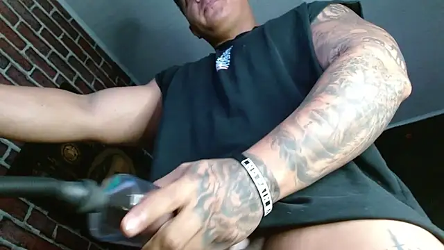 jordan bigcock  online show from 12.15.25