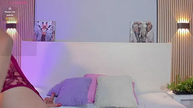 TianaGlow44 online show from 02.20.26