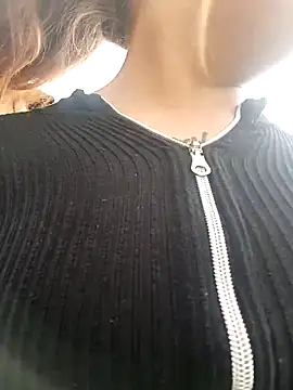 Allison Flamingg online show from 10.20.25