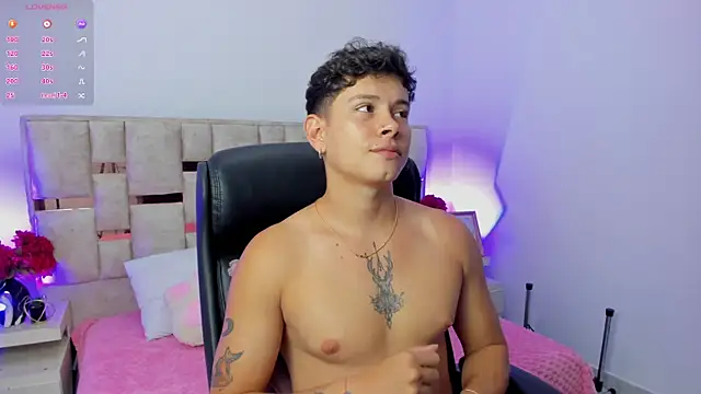 Snapshot of Daniel_Suarez18 chatting on 10.12.25 Daniel Suarez18 online show from 10.12.25