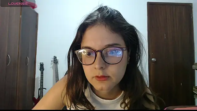 CarlaLorez online show from 04.23.26