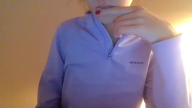 SuperValentina online show from 02.12.26