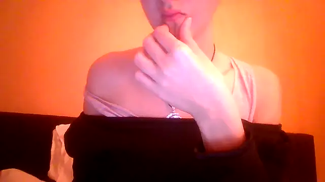 SuperValentina online show from 04.23.26