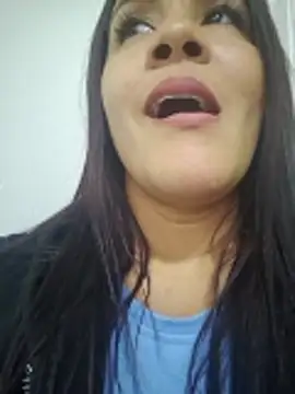 Snapshot of karla-bruni chatting on 02.22.26 karla-bruni online show from 02.22.26