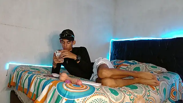 Paulosex12 online show from 10.16.25