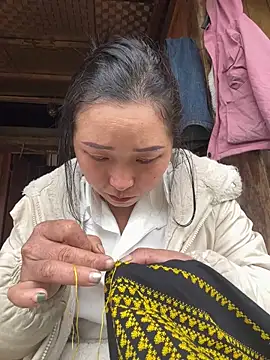 miemie-xx online show from 12.17.25