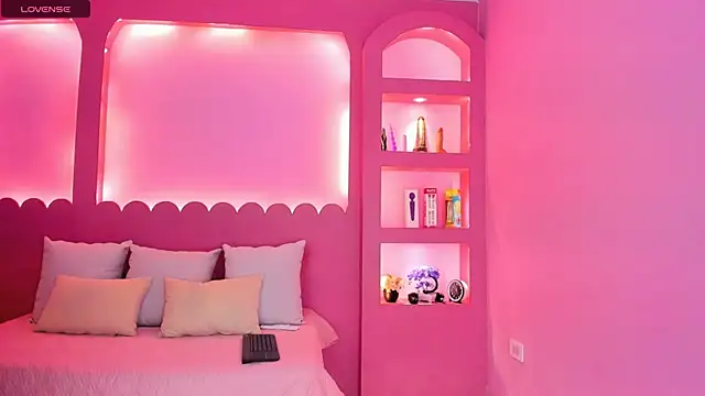 Elena Kink online show from 04.15.26