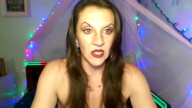 easy briezy online show from 12.03.25