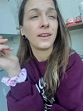 Cassaroll333 online show from 10.19.25