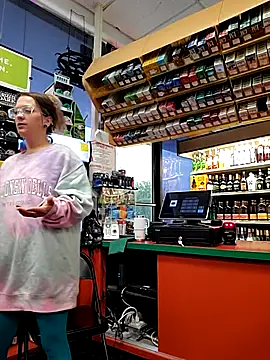 Cassaroll333 online show from 10.27.25