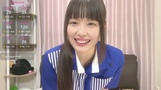 mai-chan  online show from 10.25.25