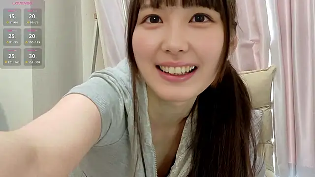 Snapshot of mai-chan_ chatting on 06.14.26 mai-chan online show from 06.14.26