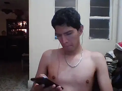 Snapshot of TheHiddenMark chatting on 10.13.25 TheHiddenMark online show from 10.13.25