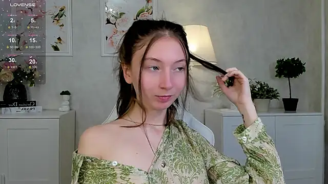 try love  online show from 10.13.25