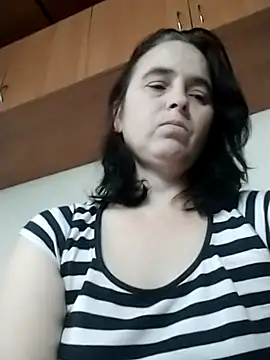 Ella-433 online show from 12.21.25