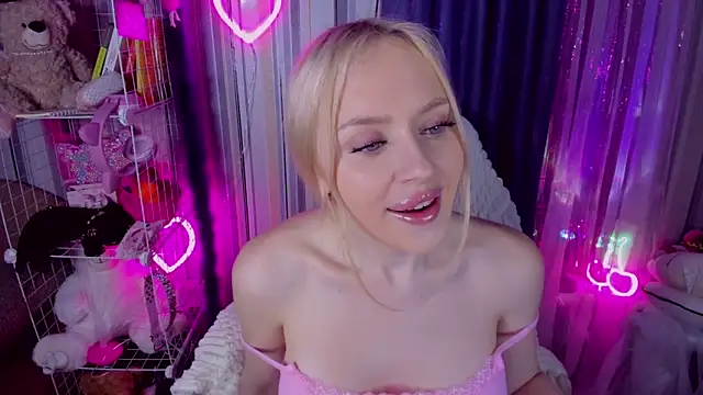 CeaneLino online show from 04.10.26