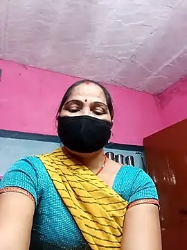 Snapshot of Ut_kanchna chatting on 10.21.25 Ut kanchna online show from 10.21.25