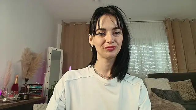 Snapshot of JacquelineHex chatting on 07.05.26 JacquelineHex online show from 07.05.26