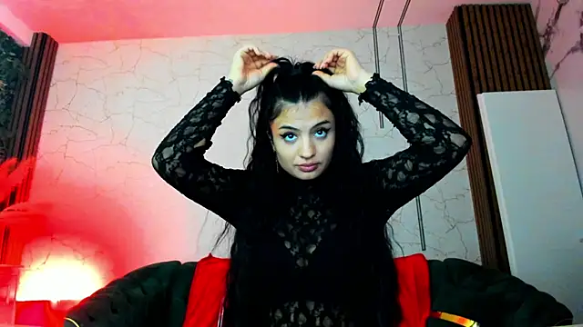 TinyVixen  online show from 10.13.25