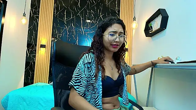 Snapshot of SamanthaFox_8 chatting on 02.07.26 SamanthaFox 8 online show from 02.07.26