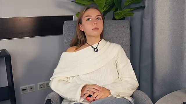 Snapshot of DarcelGrupa chatting on 10.11.25 DarcelGrupa online show from 10.11.25