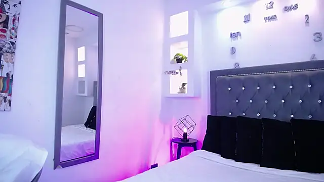 Snapshot of Emo_Boy_ chatting on 01.18.26 Emo Boy online show from 01.18.26