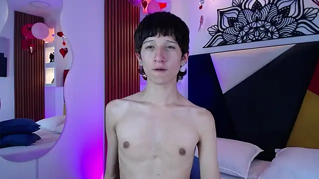 Snapshot of Emo_Boy_ chatting on 02.13.26 Emo Boy online show from 02.13.26