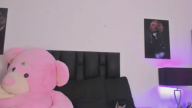 SaradaParker online show from 04.02.26