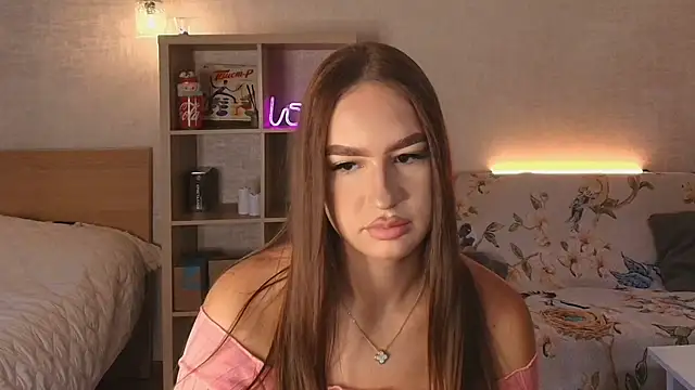 MayaGlow online show from 10.17.25