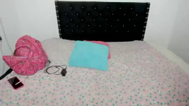 Snapshot of CAROLINA_SEX10 chatting on 11.15.25 CAROLINA SEX10 online show from 11.15.25