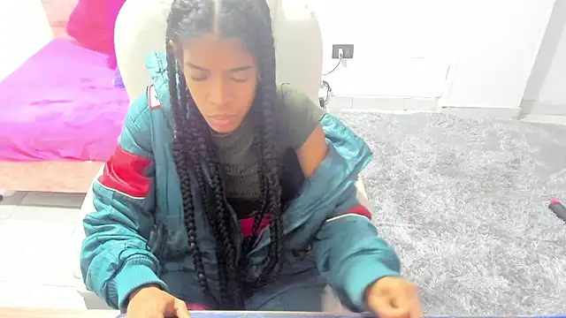 thianahorny online show from 11.24.25