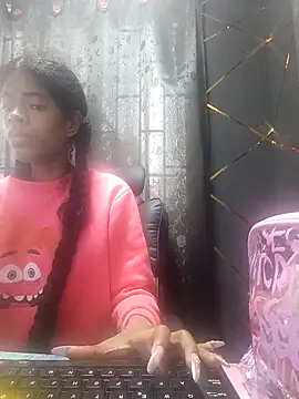 Snapshot of thianahorny chatting on 04.25.26 thianahorny online show from 04.25.26