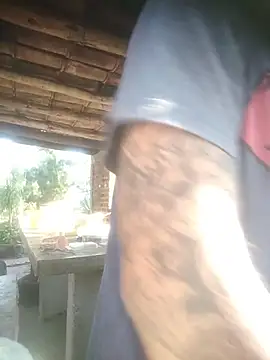 Snapshot of Juicydick420-xxx chatting on 10.26.25 Juicydick420-xxx online show from 10.26.25