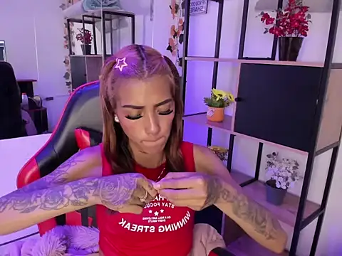 KarlaSlutSkinny   online show from 12.16.25