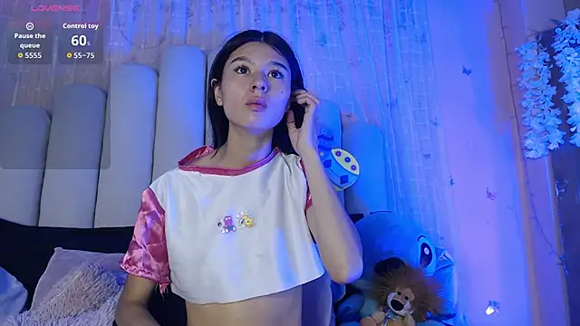 Snapshot of SweetRenata_ chatting on 02.17.26 SweetRenata online show from 02.17.26