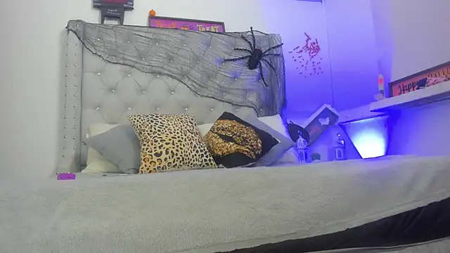 ChocoBunny1 online show from 10.22.25