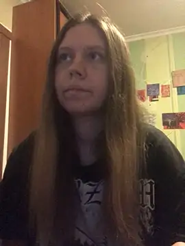 LunaVirelle online show from 04.18.26