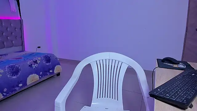 beiby glow online show from 11.12.25