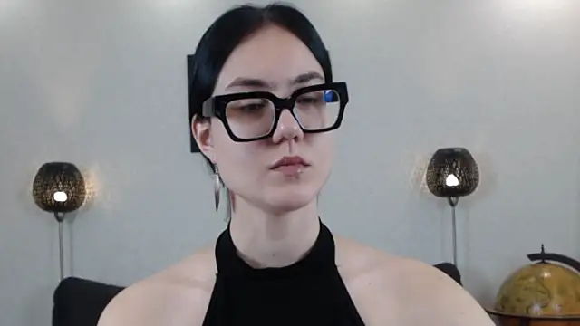 Marie Fitch online show from 11.08.25