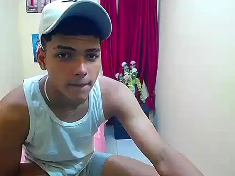 Snapshot of keinner_monstercock chatting on 10.09.25 keinner monstercock online show from 10.09.25