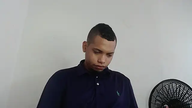 Snapshot of drako_monster chatting on 07.12.26 drako monster online show from 07.12.26