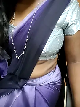 Snapshot of Tamilmallu-duskygirl03 chatting on 02.01.26 Tamilmallu-duskygirl03 online show from 02.01.26