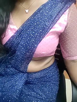 Snapshot of Tamilmallu-duskygirl03 chatting on 03.23.26 Tamilmallu-duskygirl03 online show from 03.23.26