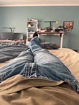 Beastyfuck online show from 12.17.25