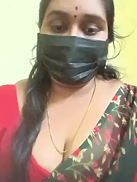 Snapshot of tamil-mala23 chatting on 10.29.25 tamil-mala23 online show from 10.29.25