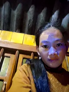 gio-thu online show from 11.12.25