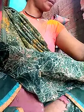 Snapshot of Rt_shreya chatting on 04.19.26 Rt shreya online show from 04.19.26